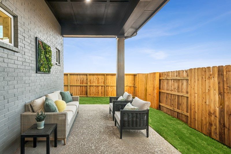 The Conroe - Exterior Rear