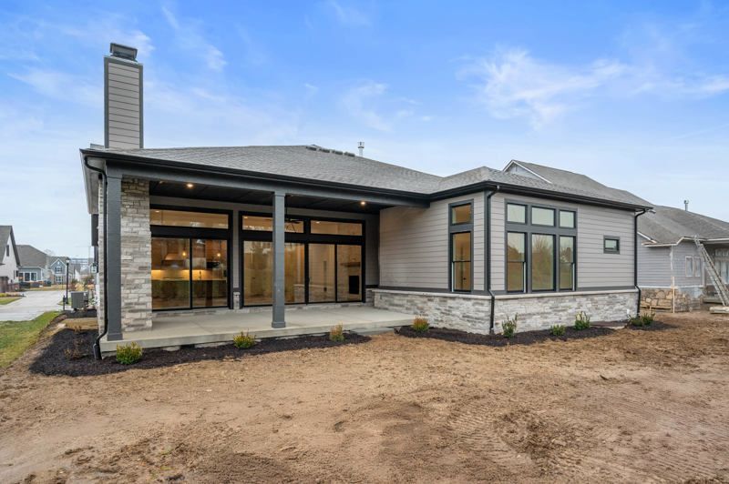 19832 Chatsworth Blvd (Brunson)