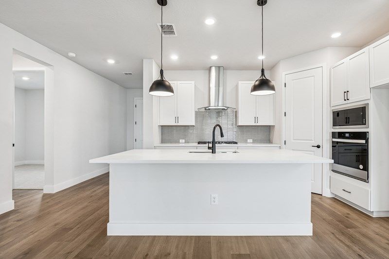The Marina - Kitchen