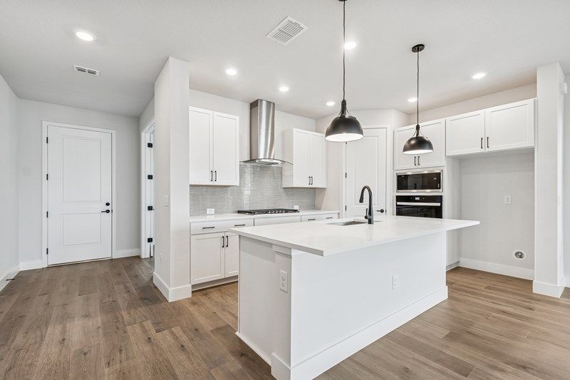 The Marina - Kitchen