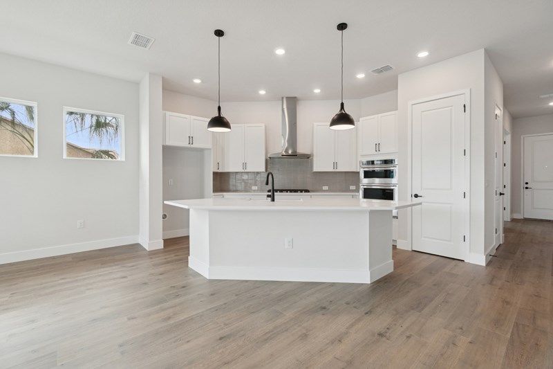 The Cecelia - Kitchen