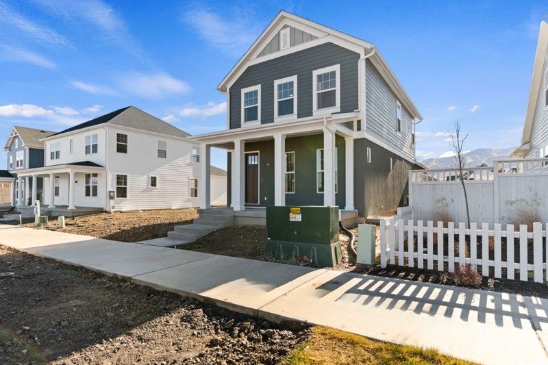 Casale - Beacon Pointe: Saratoga Springs, Utah - David Weekley Homes