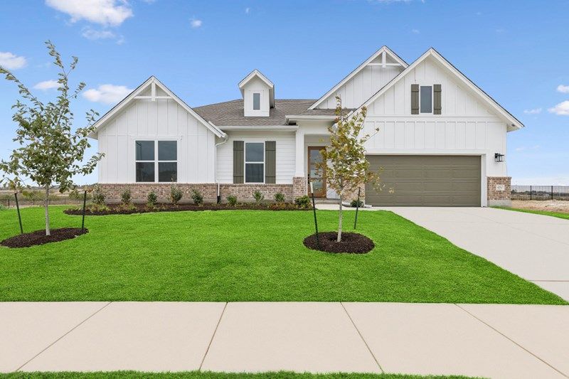 917 Cherrystone Loop. Buda, TX 78610