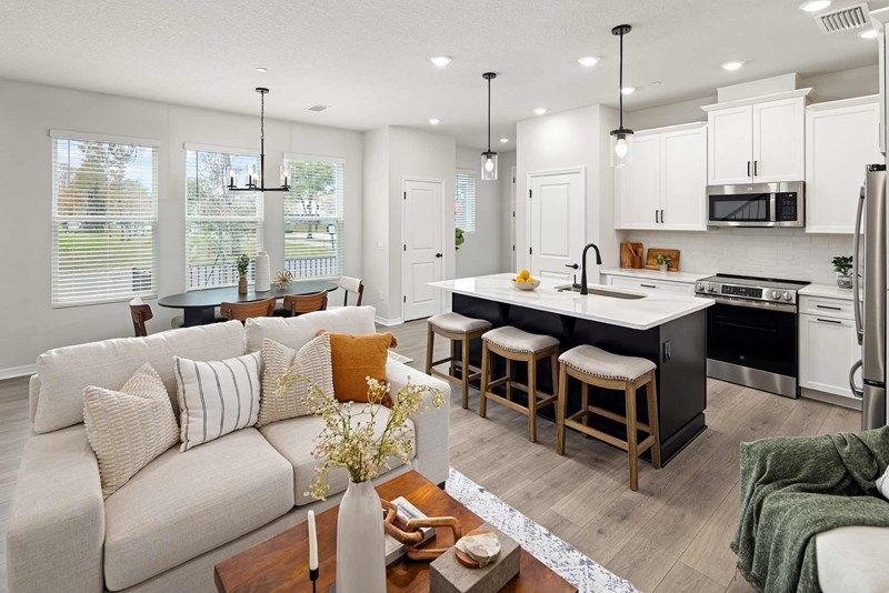 The Shadyvilla - Family Room