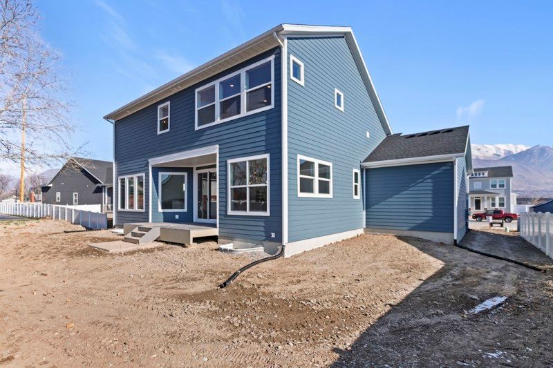 1065 N 1420 W (Cedarbark)