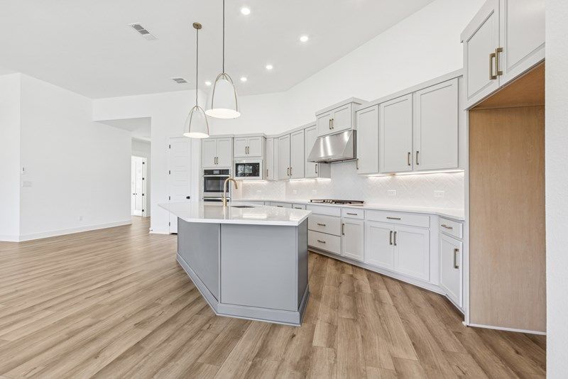 The Flower Mound - Kitchen