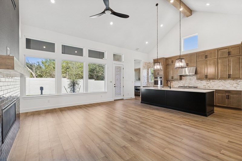 The Jacksboro - Family Room