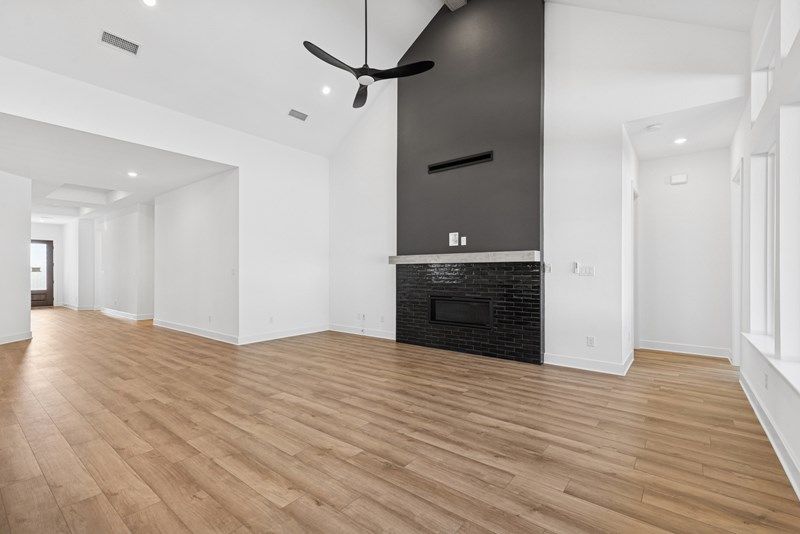 The Jacksboro - Family Room