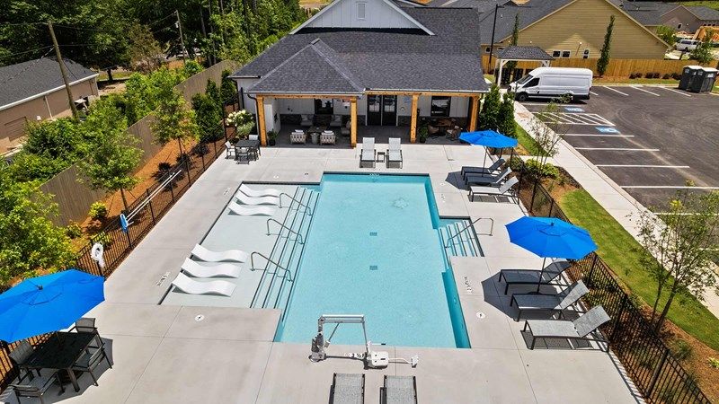 Maple Grove at Towne Lake - Pool