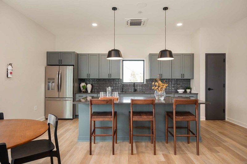 Grantham - Amenity Center