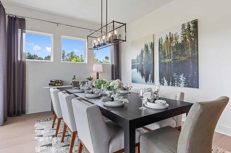 The Angelwood - Dining