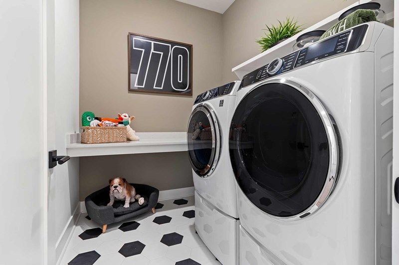 The Anglewood - Utility