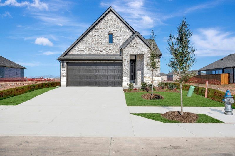 Craig - Creekshaw – Gardens: Royse City, Texas - David Weekley Homes