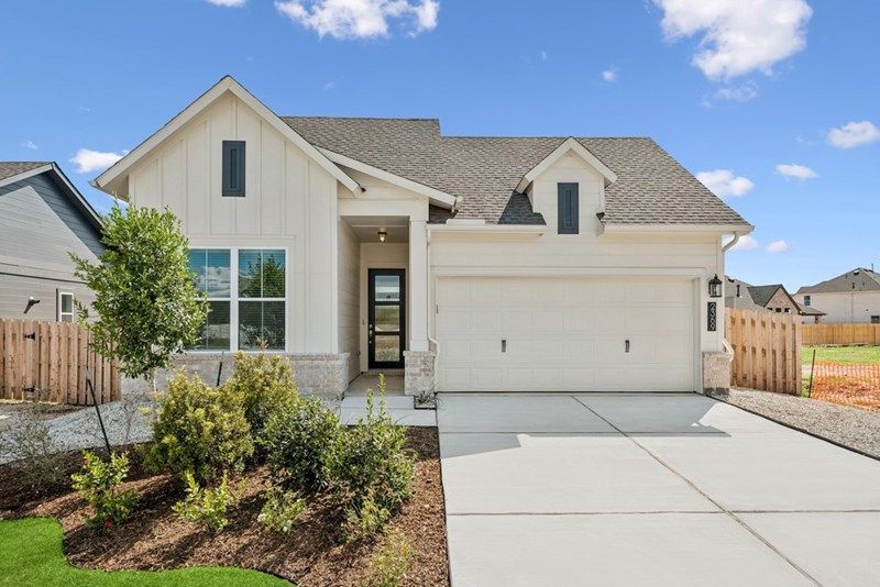 1914 Barrow Wy. Montgomery, TX 77316