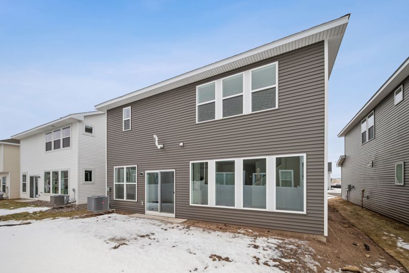 1155 151st Street West (Crestwood)