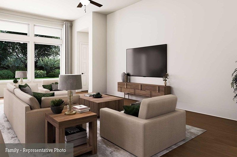 The Garland - Family Room