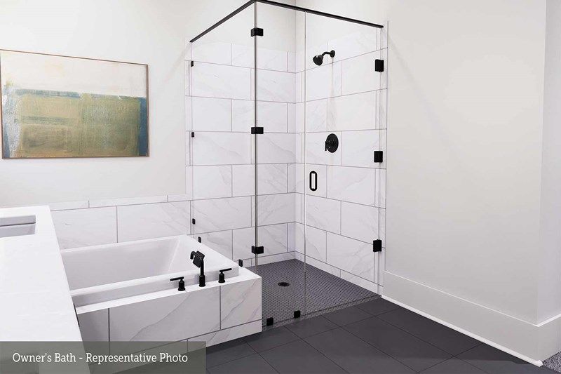 The Garland - Owner's Bath
