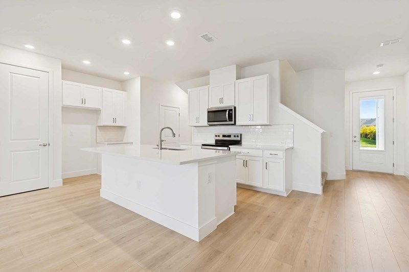 The Magbee II - Kitchen