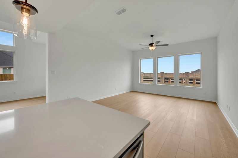 Beacon Point at Lago Mar 50' Homesites por David Weekley Homes en Houston Texas