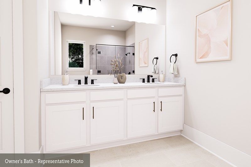 The Poppy - Owner's Bath