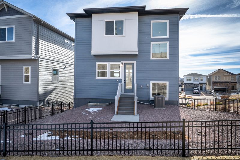 4444 Peak Crest View (Cherry Oak)