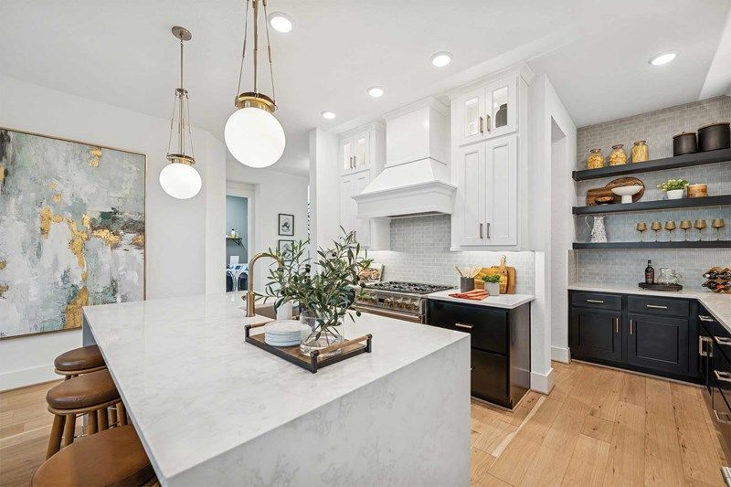 The Doyle - Kitchen