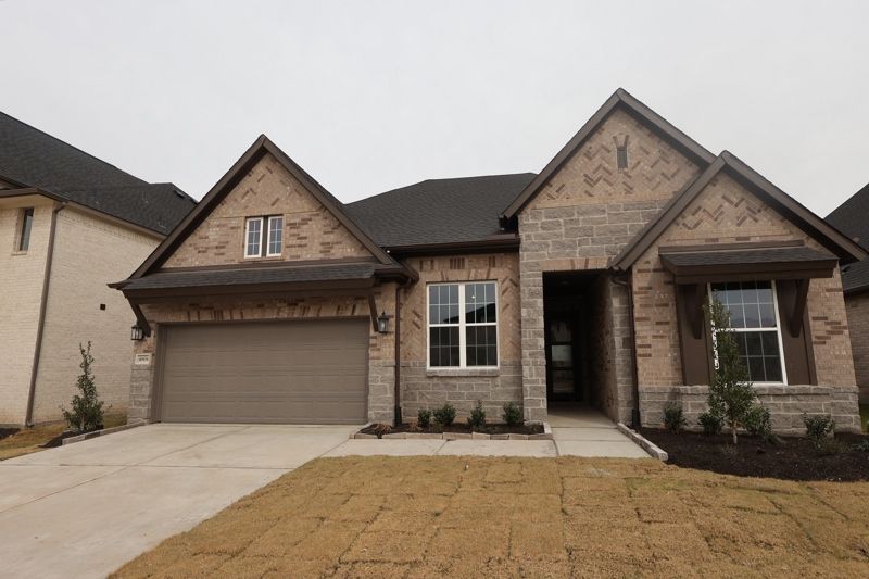 Omaha - Brookewater 55’ Homesites: Rosenberg, Texas - David Weekley Homes