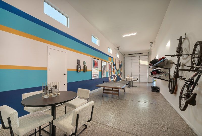 The Borgo - Garage
