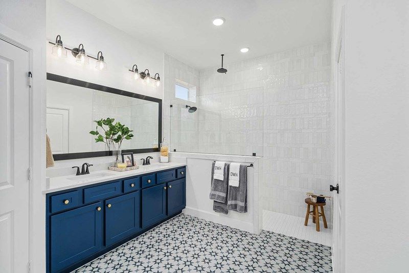 The Crowson - Owner's Bath