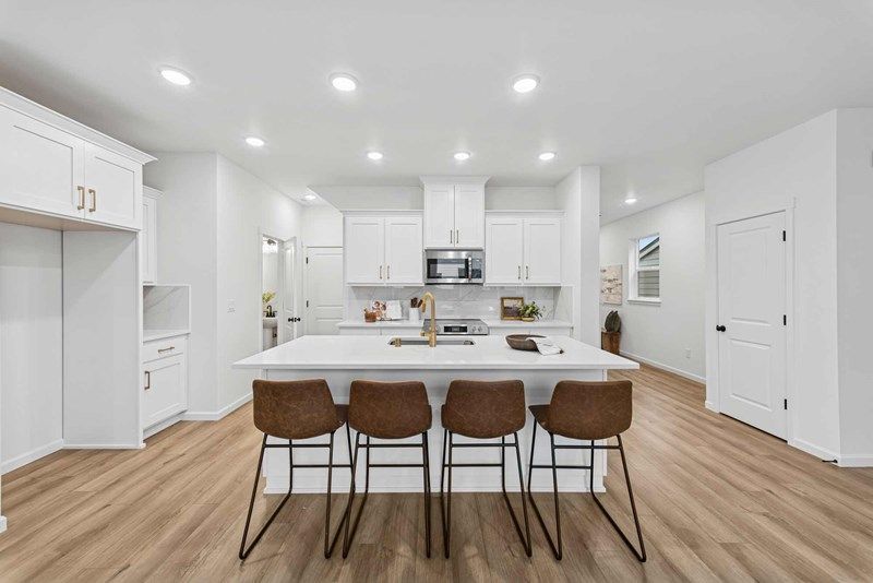 The Abernathy - Kitchen