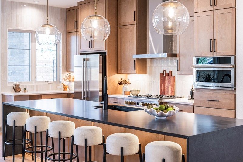 Central Living - Urban Quick Move-in Homes - Kitchen