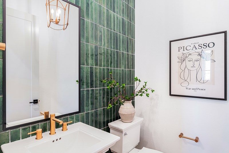 Central Living - Urban Quick Move-in Homes - Bath