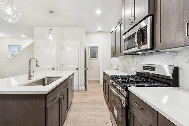 The Harland - Kitchen