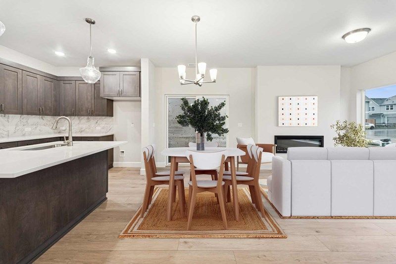 The Harland - Dining