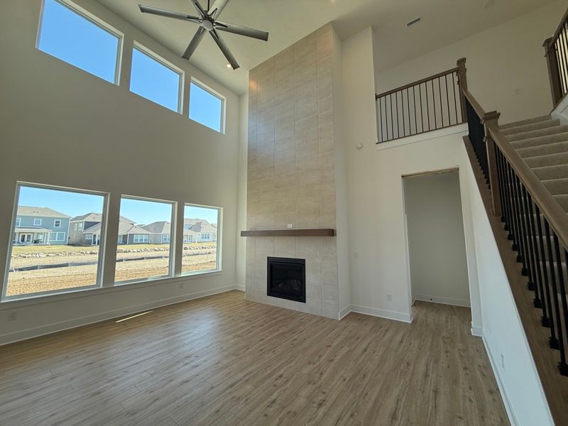 Marilyn Woods - The Signature Collection por David Weekley Homes en Indianapolis Indiana