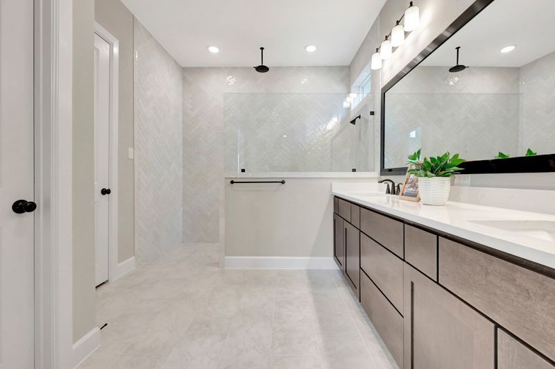 Owner's Bath