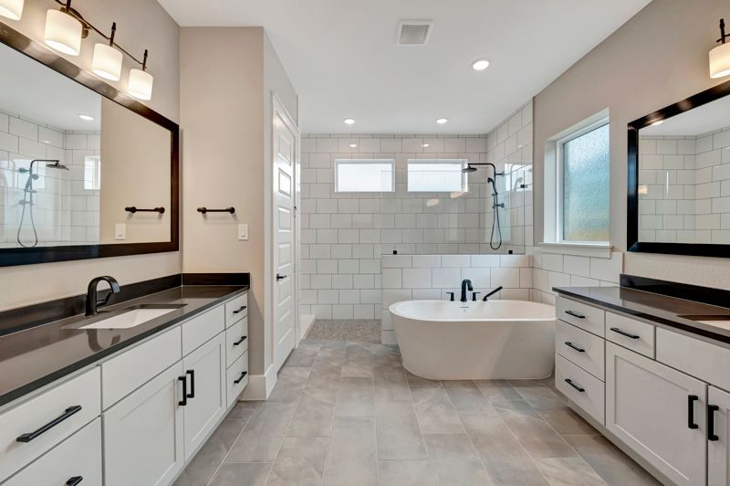 Owner's Bath