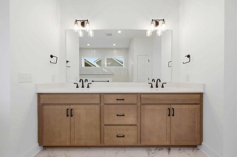 The Benbrook - Owner's Bath