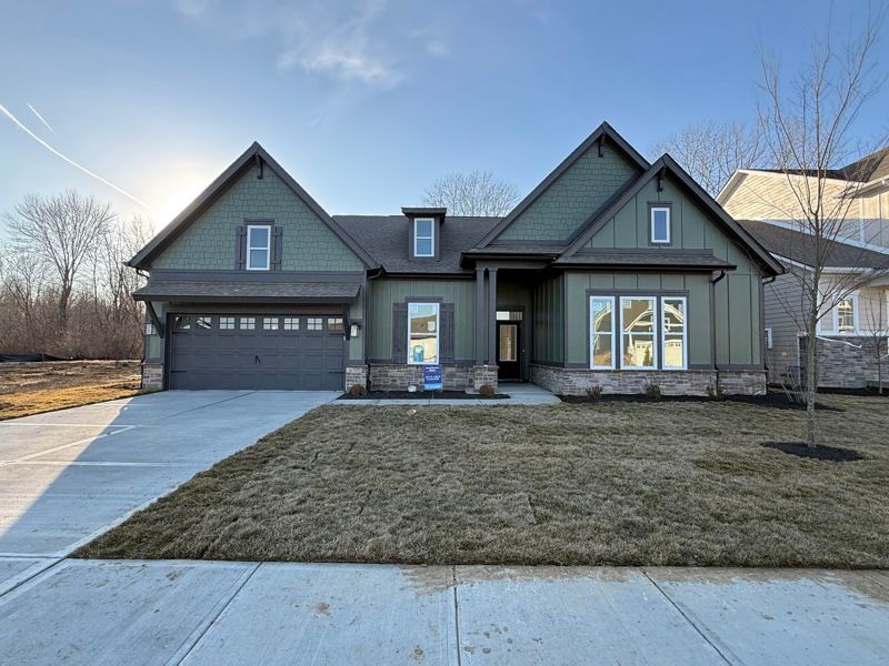 Hoosier - Marilyn Woods - The Signature Collection: Noblesville, Indiana - David Weekley Homes