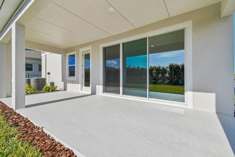 The Bradley - Lanai