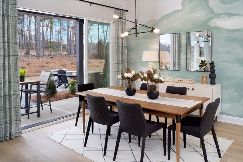 The Wedgewood - Dining