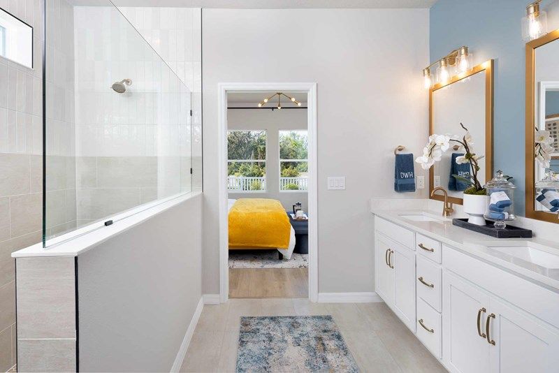 The Zander - Owner's Bath