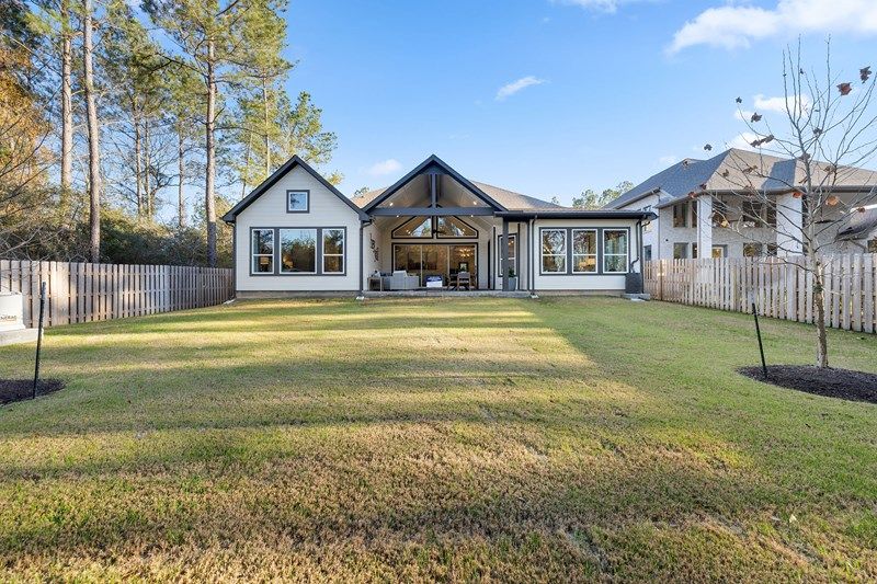 The Lotus - Exterior Rear