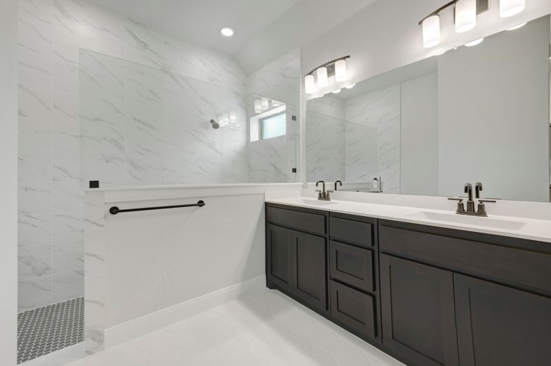 Owner's Bath