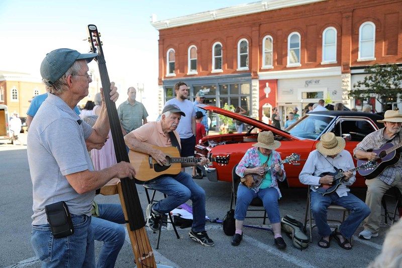 Heritage Green - First Fridays