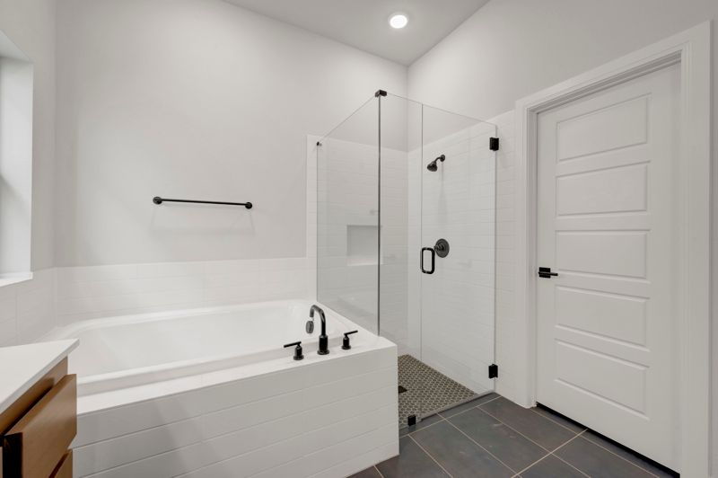 Owner's Bath
