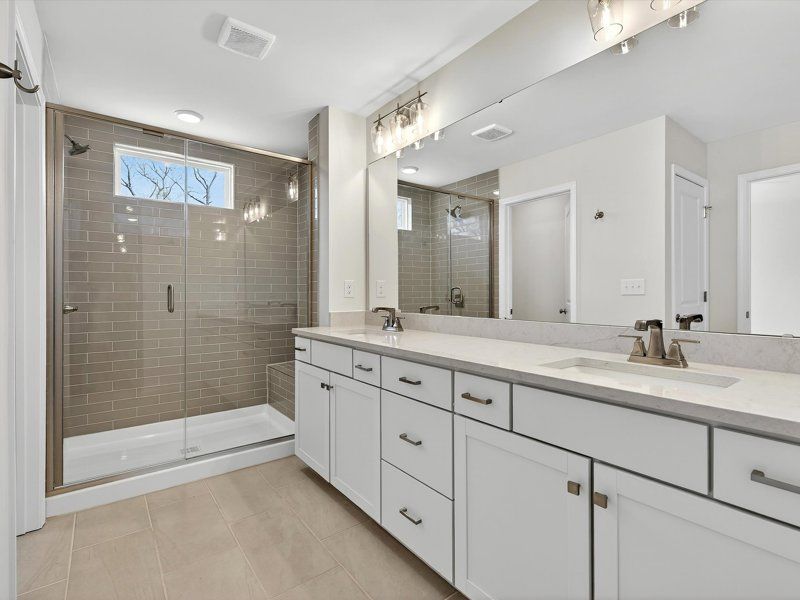 Owner's Bath