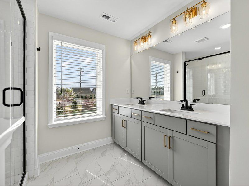Owner's Bath