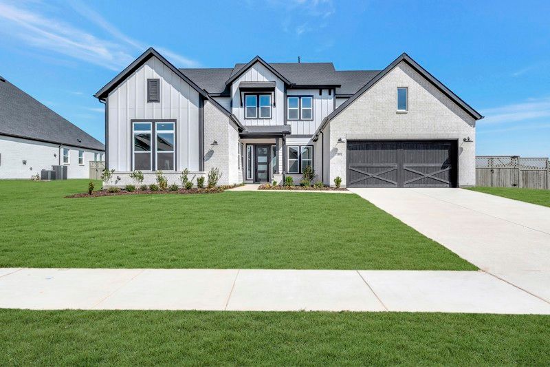 Hagan - Pecan Square - Estates: Northlake, Texas - David Weekley Homes