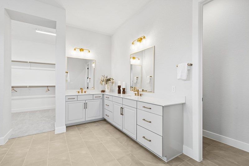 The Northstar - Owner's Bath